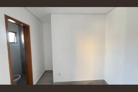 Casa à venda com 70m², 2 quartos e 2 vagasSuite 1