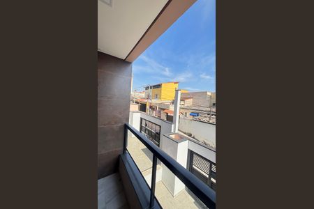 Casa à venda com 70m², 2 quartos e 2 vagasVaranda da Suíte 1