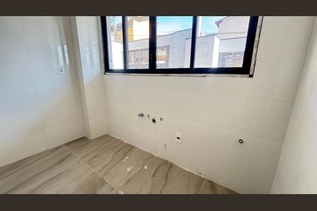 Casa à venda com 70m², 2 quartos e 2 vagasCozinha