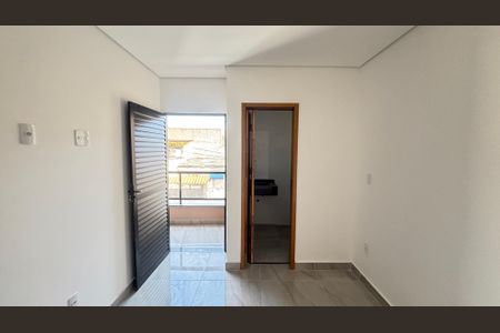 Casa à venda com 70m², 2 quartos e 2 vagasSuíte 2