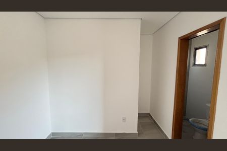 Casa à venda com 70m², 2 quartos e 2 vagasSuite 1