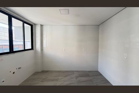 Sala/Cozinha de casa à venda com 2 quartos, 70m² em Vila Alto de Santo Andre, Santo André