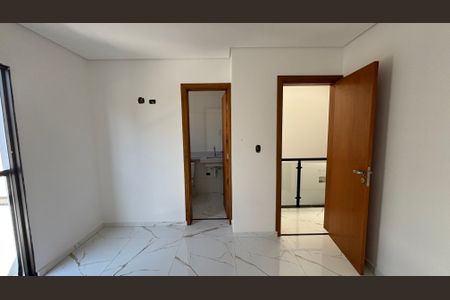 Casa à venda com 95m², 3 quartos e 2 vagas Casa à venda com 95m², 3 quartos e 2 vagasSuite