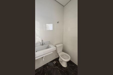 Casa à venda com 95m², 3 quartos e 2 vagas Casa à venda com 95m², 3 quartos e 2 vagasLavabo