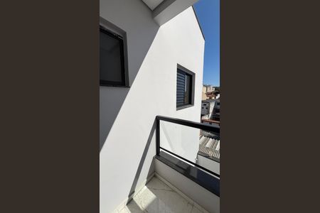 Casa à venda com 95m², 3 quartos e 2 vagas Casa à venda com 95m², 3 quartos e 2 vagasQuarto 1 Varanda