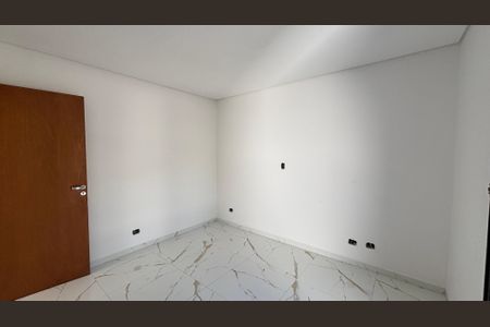 Casa à venda com 95m², 3 quartos e 2 vagas Casa à venda com 95m², 3 quartos e 2 vagasSuite