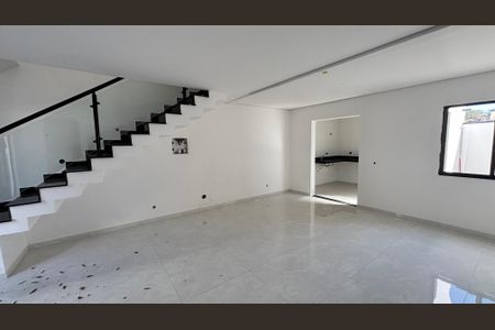 Casa à venda com 95m², 3 quartos e 2 vagas Casa à venda com 95m², 3 quartos e 2 vagasSala de Jantar