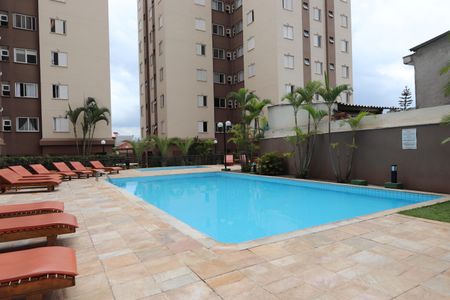 Apartamento à venda com 51m², 3 quartos e 1 vagaÁrea comum - Piscina