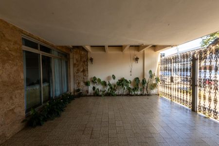 Casa à venda com 255m², 3 quartos e 3 vagasGaragem