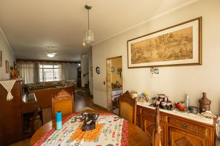 Casa à venda com 255m², 3 quartos e 3 vagasSala