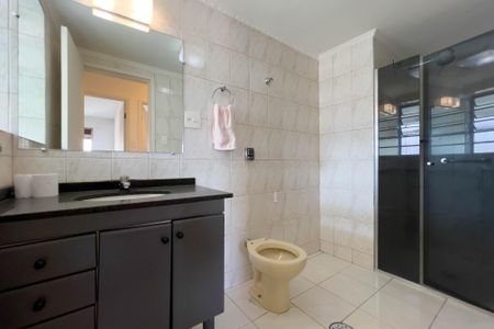 Apartamento à venda com 83m², 2 quartos e 1 vagaBanheiro Social