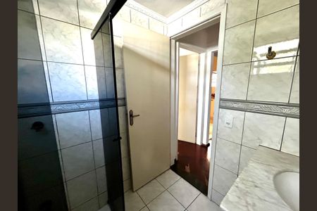 Apartamento à venda com 64m², 2 quartos e 1 vagaBanheiro 