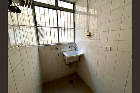 Apartamento à venda com 64m², 2 quartos e 1 vagaÁrea de Serviço