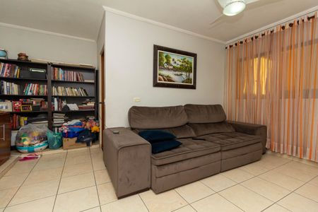 Casa à venda com 380m², 6 quartos e 2 vagasCasa 2 - Sala