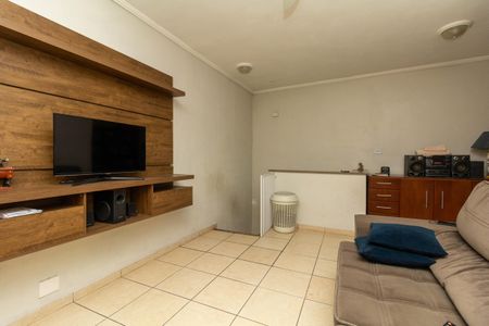 Casa à venda com 380m², 6 quartos e 2 vagasCasa 2 - Sala