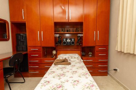 Casa à venda com 380m², 6 quartos e 2 vagasCasa 1- Quarto 2