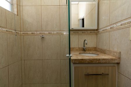 Casa à venda com 380m², 6 quartos e 2 vagasCasa 2 - Banheiro 1