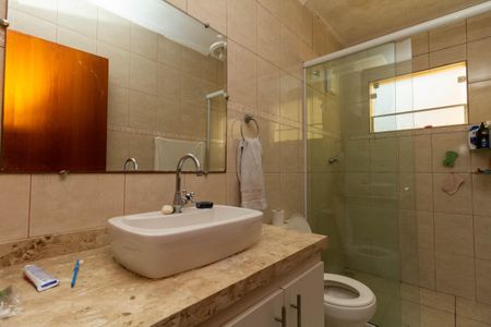 Casa à venda com 380m², 6 quartos e 2 vagasCasa 2 - Banheiro 2