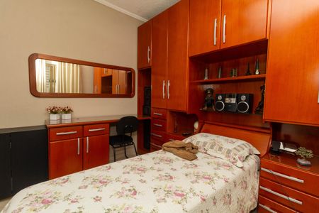 Casa à venda com 380m², 6 quartos e 2 vagasCasa 1- Quarto 2