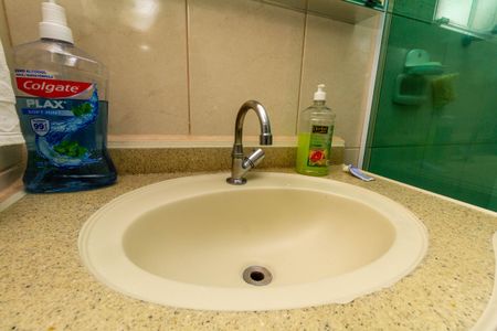 Casa à venda com 380m², 6 quartos e 2 vagasCasa 1 - Banheiro 2