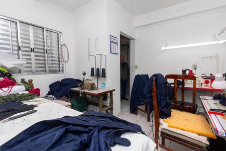 Casa à venda com 380m², 6 quartos e 2 vagasCasa 1- Quarto 3