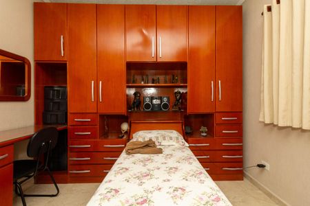 Casa à venda com 380m², 6 quartos e 2 vagasCasa 1- Quarto 2