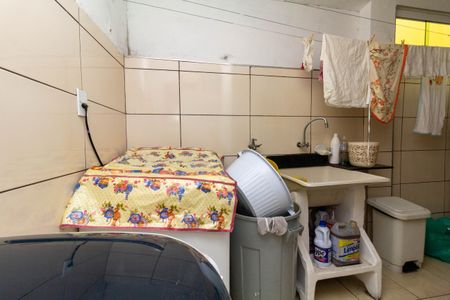 Casa à venda com 380m², 6 quartos e 2 vagasCasa 1 - Área de Serviço