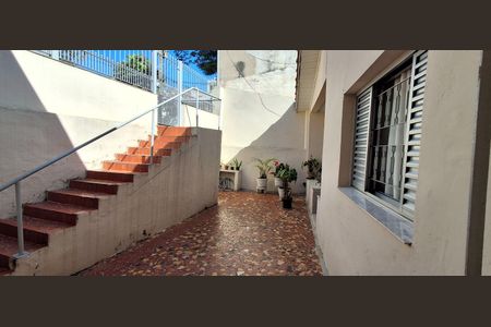 Casa à venda com 144m², 3 quartos e 2 vagas Casa à venda com 144m², 3 quartos e 2 vagasÁrea Externa