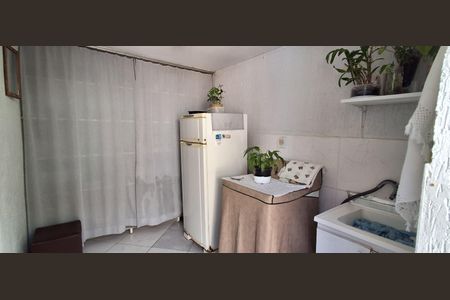 Casa à venda com 144m², 3 quartos e 2 vagas Casa à venda com 144m², 3 quartos e 2 vagasÁrea de Serviço