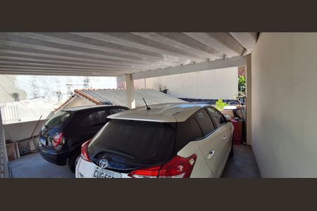 Casa à venda com 144m², 3 quartos e 2 vagas Casa à venda com 144m², 3 quartos e 2 vagasGaragem