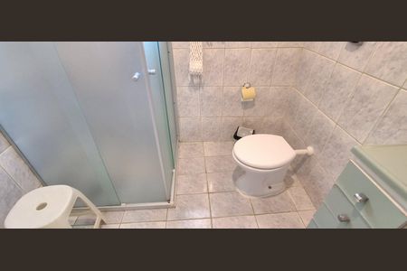 Casa à venda com 144m², 3 quartos e 2 vagas Casa à venda com 144m², 3 quartos e 2 vagasBanheiro Social