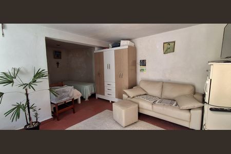 Casa à venda com 144m², 3 quartos e 2 vagas Casa à venda com 144m², 3 quartos e 2 vagasÁrea Externa