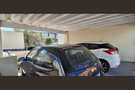 Casa à venda com 144m², 3 quartos e 2 vagas Casa à venda com 144m², 3 quartos e 2 vagasGaragem