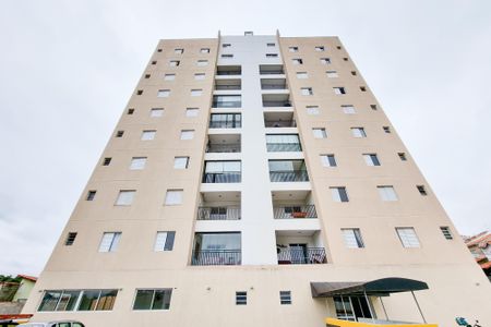 Apartamento para alugar com 70m², 2 quartos e 1 vagaFachada