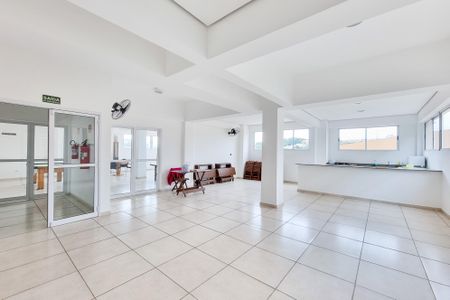 Apartamento para alugar com 70m², 2 quartos e 1 vagaÁrea comum - Salão de festas