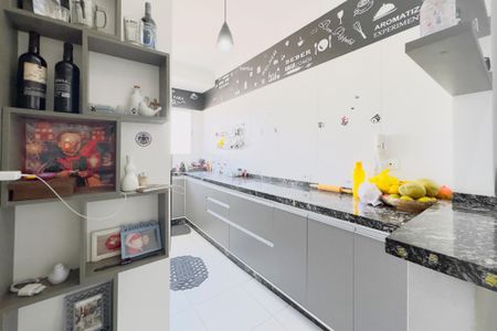 Apartamento para alugar com 70m², 2 quartos e 1 vaga Apartamento para alugar com 70m², 2 quartos e 1 vagaCozinha