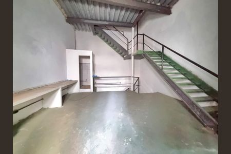 Casa à venda com 126m², 2 quartos e sem vaga