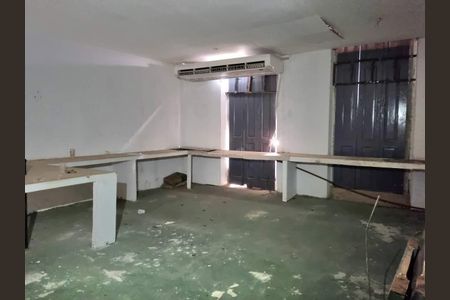Casa à venda com 126m², 2 quartos e sem vaga
