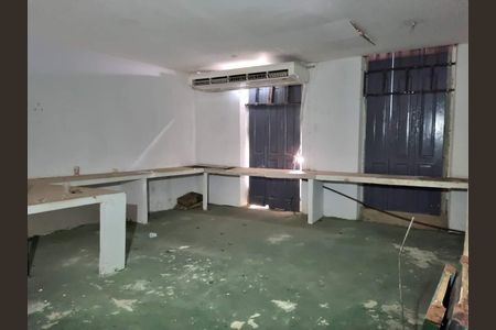 Casa à venda com 126m², 2 quartos e sem vaga