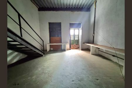 Casa à venda com 126m², 2 quartos e sem vaga