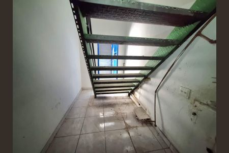 Casa à venda com 126m², 2 quartos e sem vaga