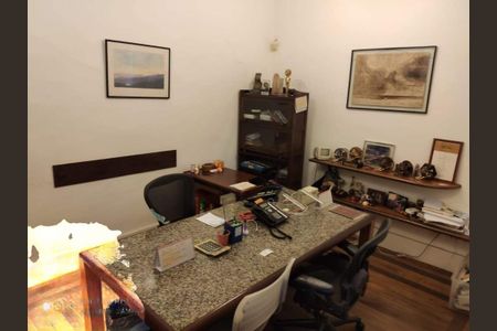 Casa à venda com 550m², 7 quartos e sem vaga