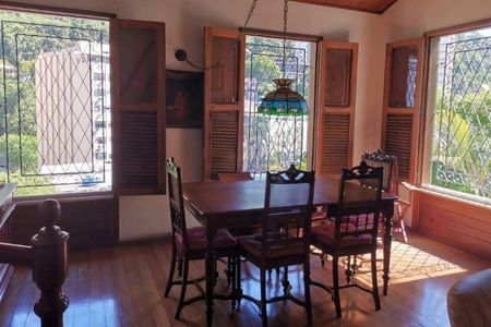 Casa à venda com 7 quartos, 307m² em Laranjeiras, Rio de Janeiro