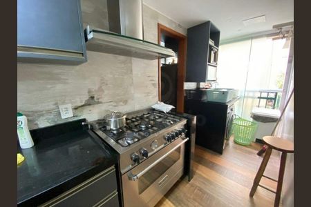 Apartamento à venda com 156m², 3 quartos e 3 vagas