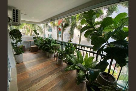 Apartamento à venda com 156m², 3 quartos e 3 vagas