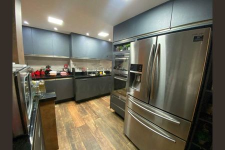 Apartamento à venda com 156m², 3 quartos e 3 vagas