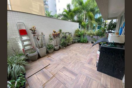 Apartamento à venda com 156m², 3 quartos e 3 vagas