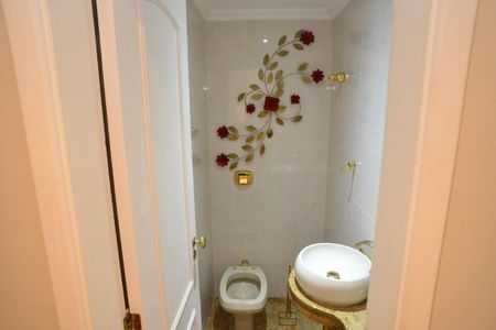 Apartamento à venda com 251m², 4 quartos e 2 vagasLavabo 1