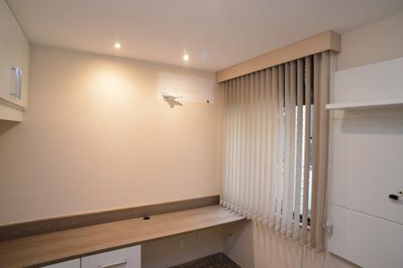 Apartamento à venda com 251m², 4 quartos e 2 vagasQuarto 1