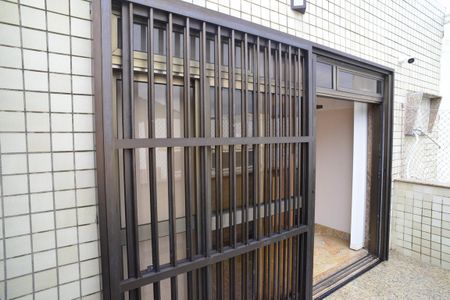 Apartamento à venda com 251m², 4 quartos e 2 vagasVaranda da Suíte 2